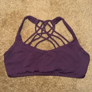 Women’s Lululemon Free to Be Bra